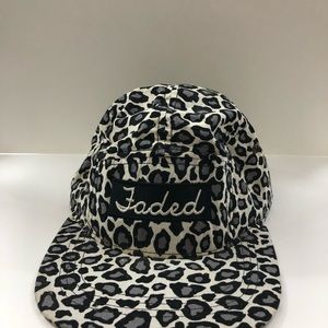 Faded cheetah print adjustable hat!